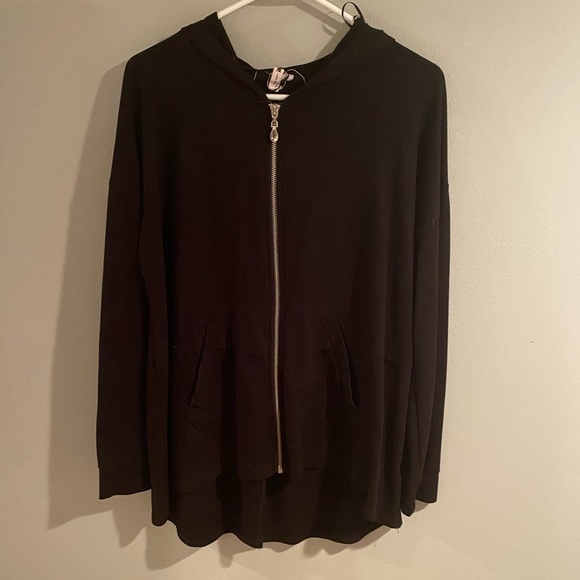 Cable Gauge Black Zipper Hooded 